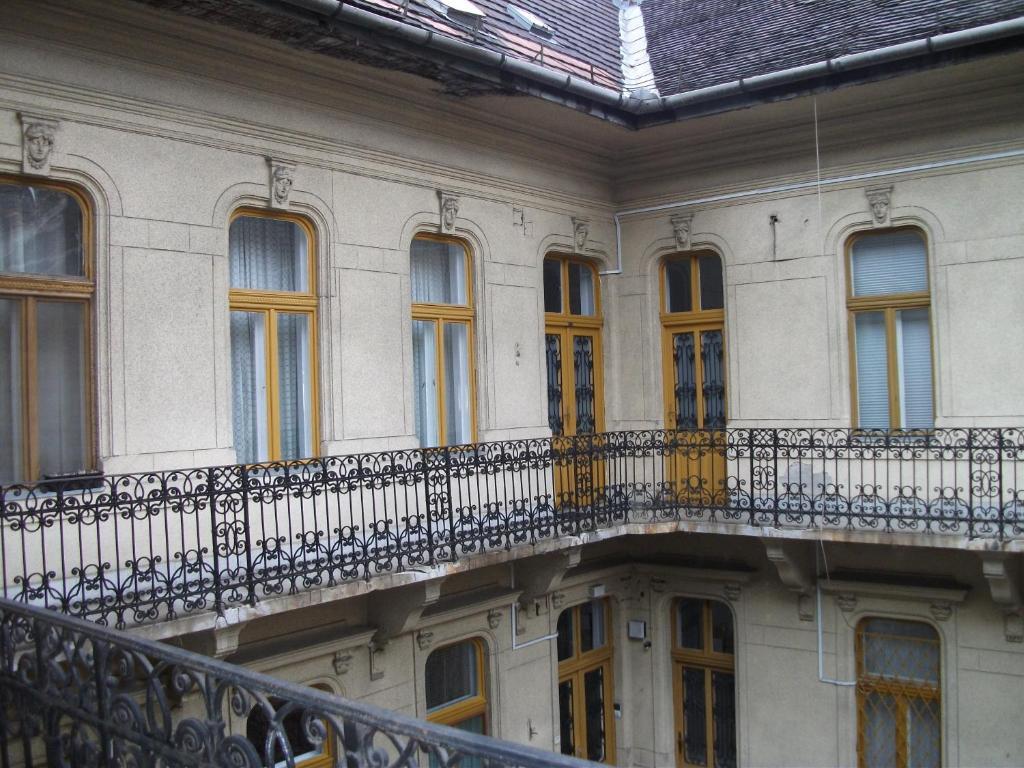 Klauzál Apartman Budapest Exterior foto