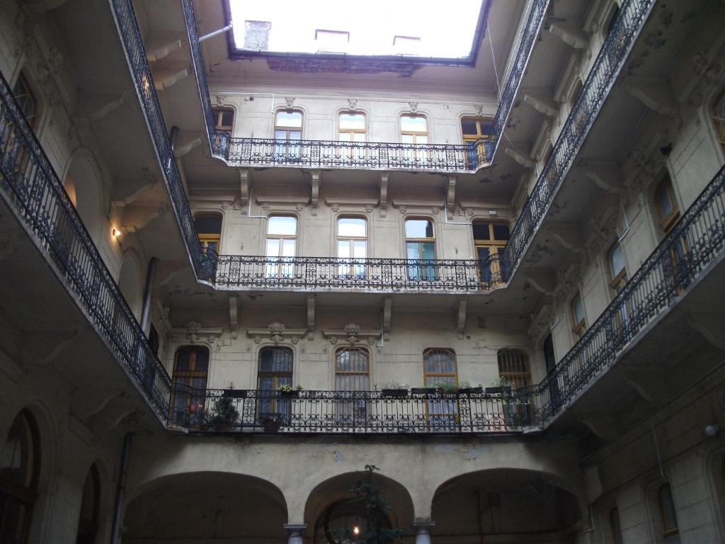 Klauzál Apartman Budapest Exterior foto
